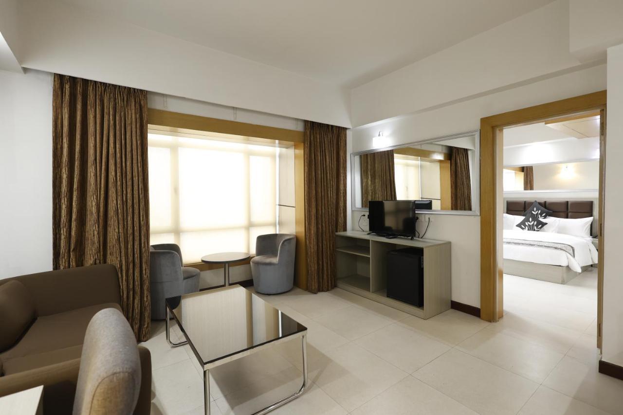 Aristocrat Hotel Calcutta Eksteriør billede