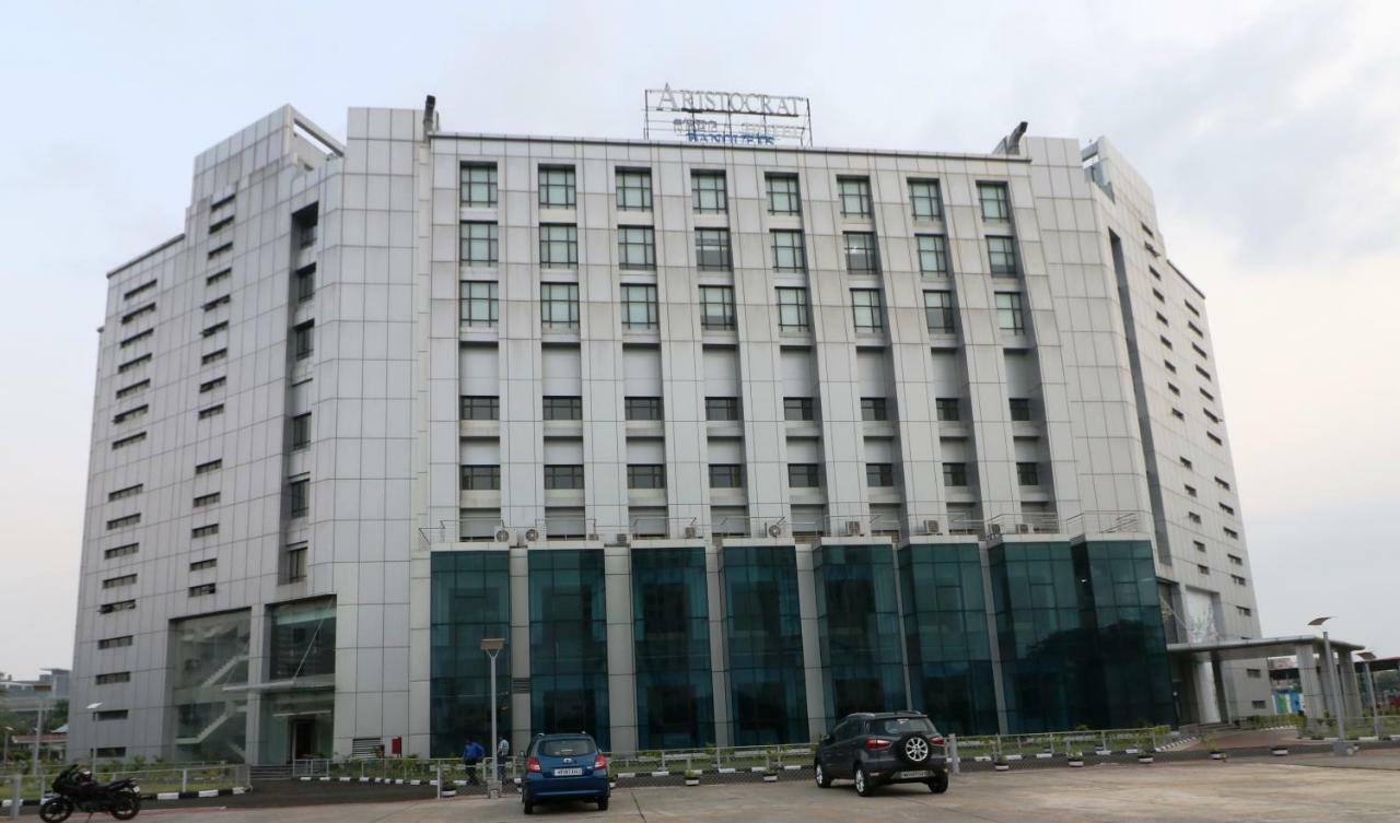 Aristocrat Hotel Calcutta Eksteriør billede